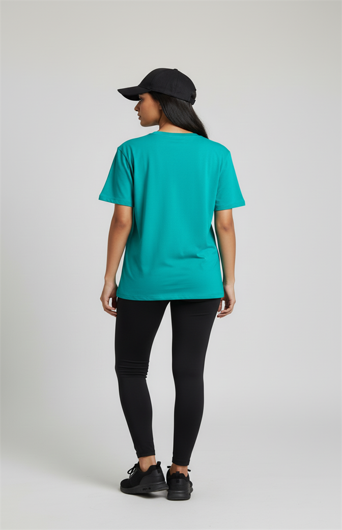 Camiseta Feminina Básica Premium Azul Turquesa | Leveza, Conforto e Elegância Casual