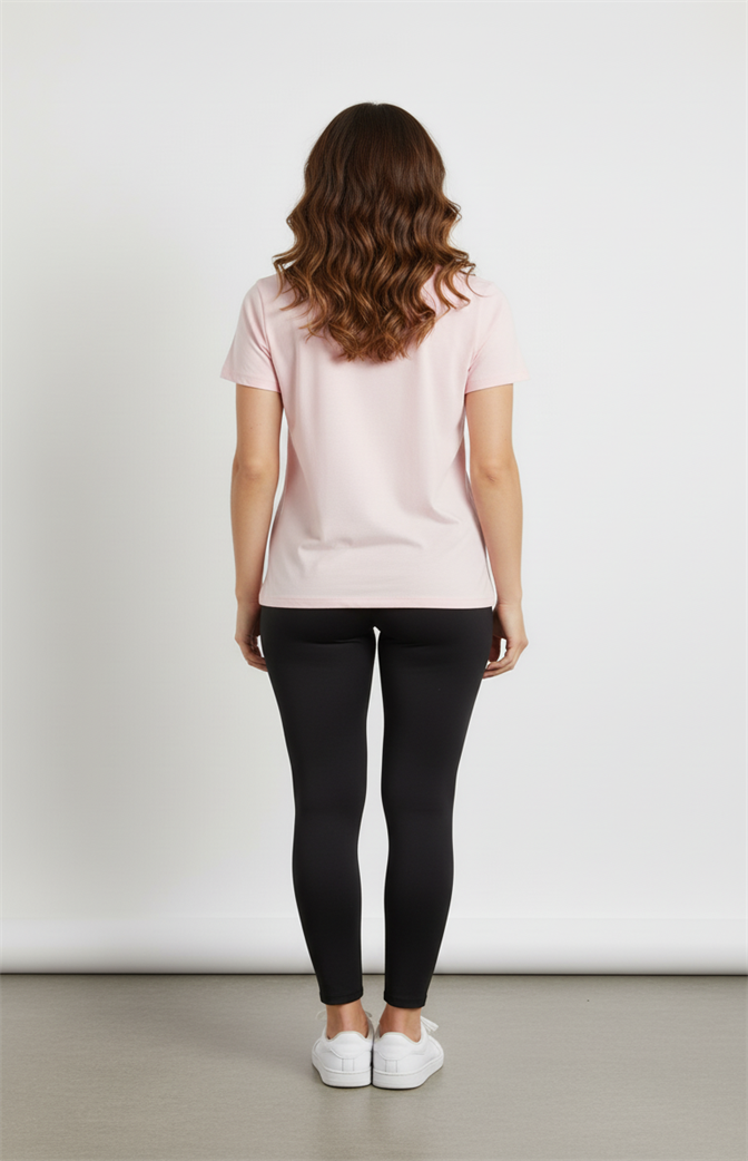Camiseta Feminina Básica Premium Rosa Claro | Leveza, Conforto e Elegância Casual