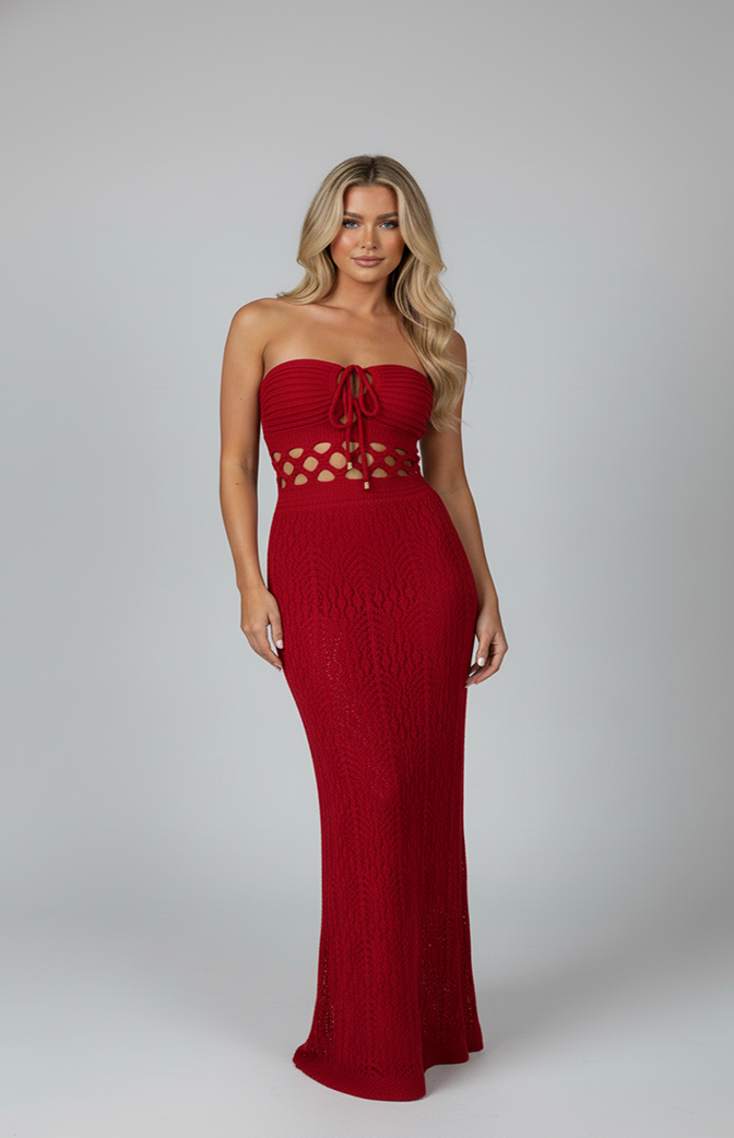 Vestido Longo Vermelho em Tricô com Recortes – Elegância Summer Red